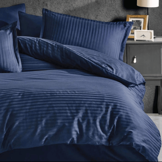 Posteljina DM-BLU – damast pamuk u tamnoplavoj boji